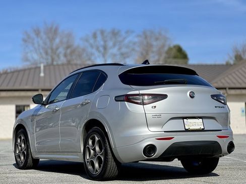 Used 2020 Alfa Romeo Stelvio Ti w/ Nero Edizione image 8