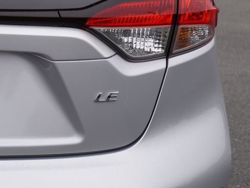 New 2026 Toyota Corolla LE image 9