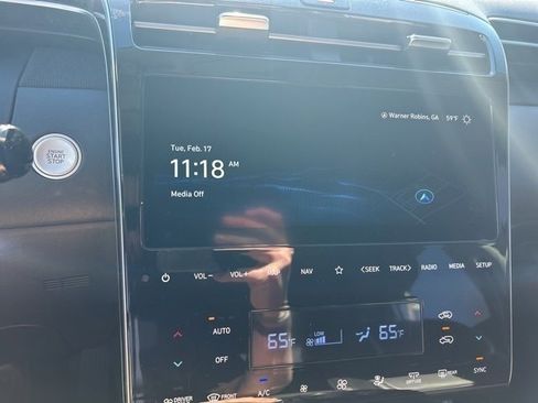 Used 2023 Hyundai Tucson Limited image 10