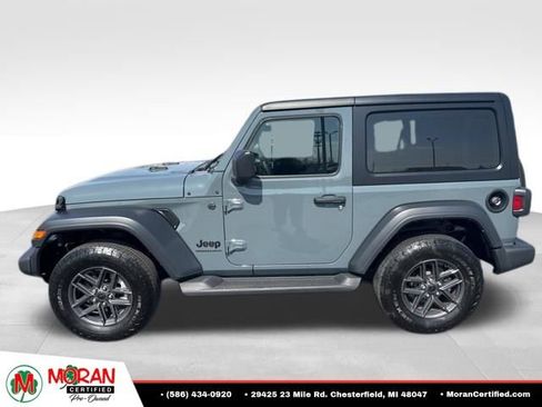 Used 2024 Jeep Wrangler Sport S AWD/4WD image 2