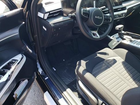 New 2026 Kia K5 LXS FWD image 6