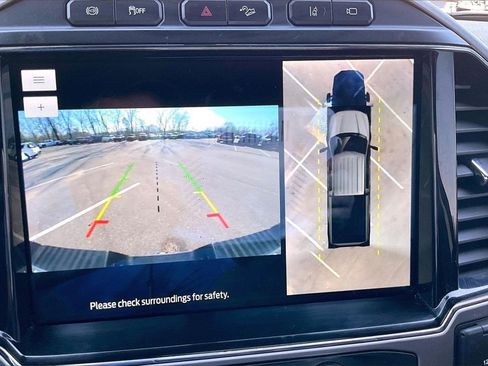 Used 2022 Ford F250 Platinum w/ FX4 Off-Road Package image 21