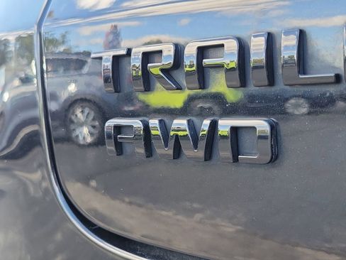 Used 2021 Chevrolet TrailBlazer RS w/ Sun and Liftgate Package image 7