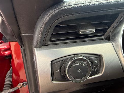 Used 2019 Ford Mustang GT Premium RWD image 18