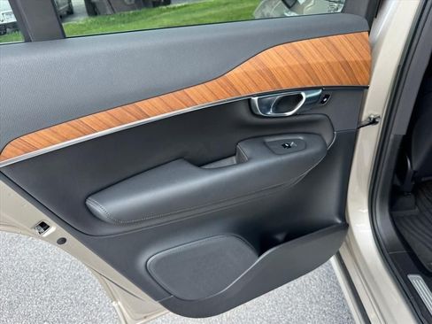Used 2023 Volvo XC90 B6 Plus w/ Protection Package AWD/4WD image 13