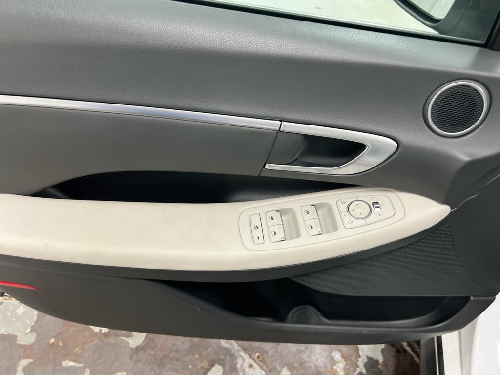 Used 2022 Hyundai Sonata Blue FWD image 20