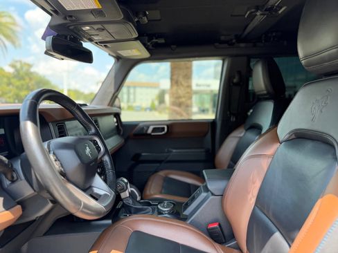 Used 2024 Ford Bronco Outer Banks AWD/4WD image 33