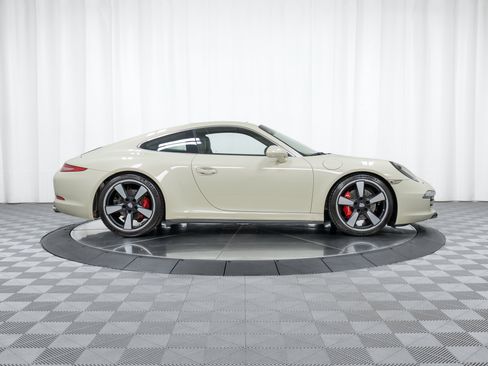 Certified 2014 Porsche 911 50th Anniversary Edition RWD image 8