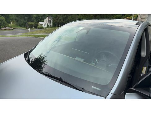 Used 2024 Tesla Model Y Performance AWD/4WD image 7