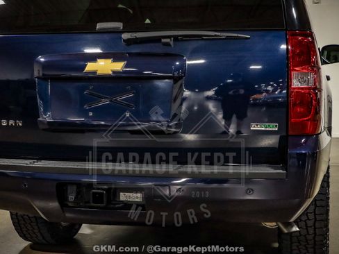 Used 2012 Chevrolet Suburban LT image 41
