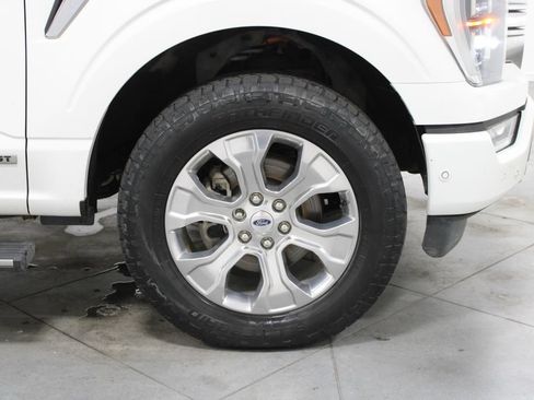 Certified 2022 Ford F150 Platinum w/ Equipment Group 701A High AWD/4WD image 17
