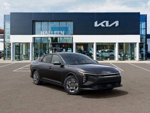 New 2026 Kia K4 FWD image 8