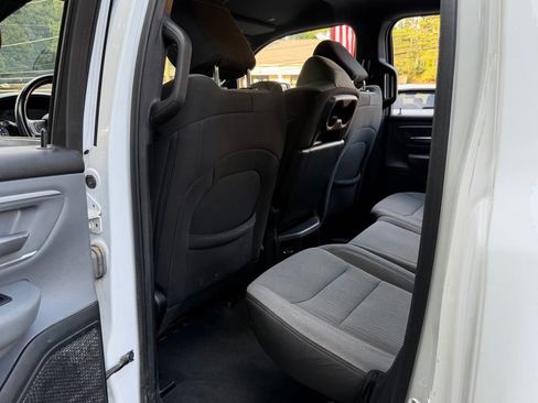 Used 2022 RAM 1500 Big Horn RWD image 29