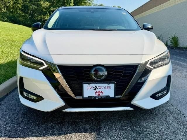 Used 2023 Nissan Sentra SR w/ SR Premium Package FWD image 4