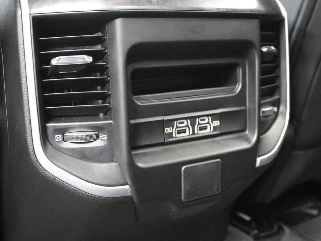 Used 2023 RAM 1500 Big Horn AWD/4WD image 15