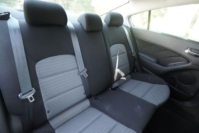 Used 2018 Kia Forte S FWD image 23