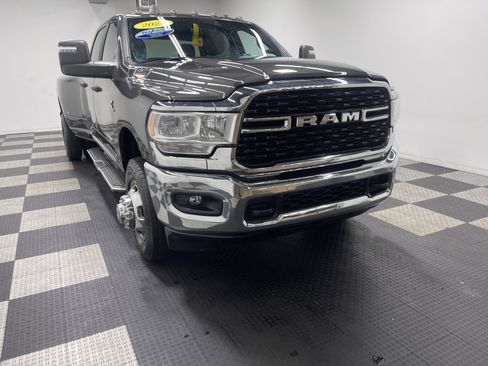 Used 2024 RAM 3500 Big Horn image 6