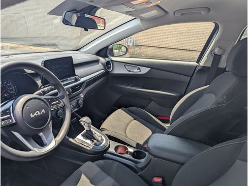 Used 2024 Kia Forte LXS FWD image 11