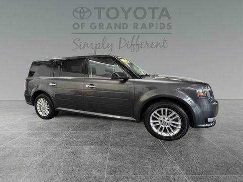 Used 2019 Ford Flex SEL AWD/4WD image 8