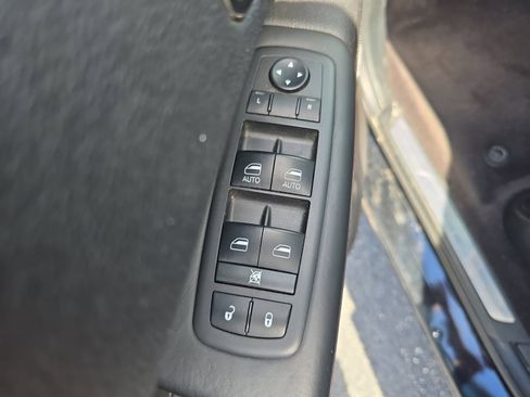 Used 2018 Dodge Durango R/T RWD image 14