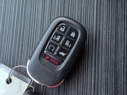 Used 2025 Honda Odyssey Sport-L image 28