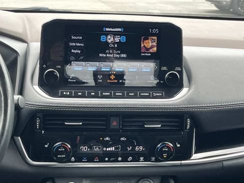 Used 2023 Nissan Rogue SL w/ SL Premium Package AWD/4WD image 17