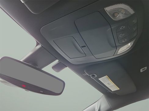 Used 2018 Chrysler Pacifica Touring-L w/ Premium Audio Group image 18