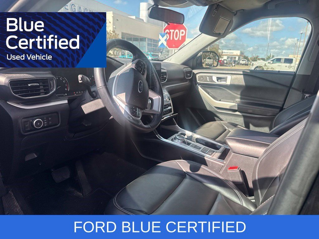 Certified 2023 Ford Explorer XLT w/ Equipment Group 202A RWD image 8