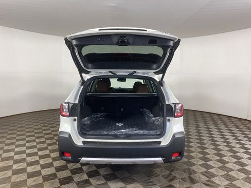 Certified 2025 Subaru Outback Touring XT image 8