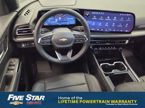New 2026 Chevrolet Traverse LT w/ Driver Confidence Package FWD image 13