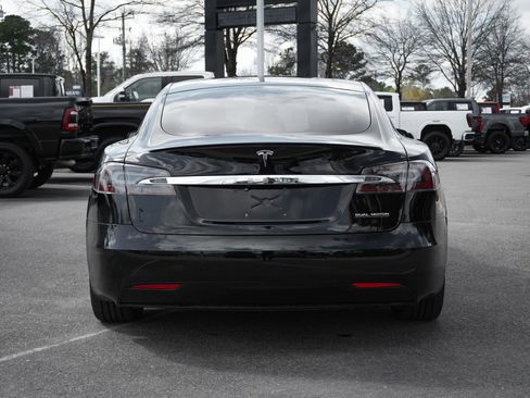 Used 2021 Tesla Model S Performance image 10