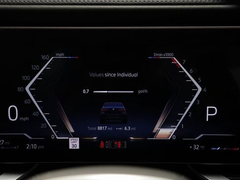 Certified 2025 BMW 740i xDrive image 7