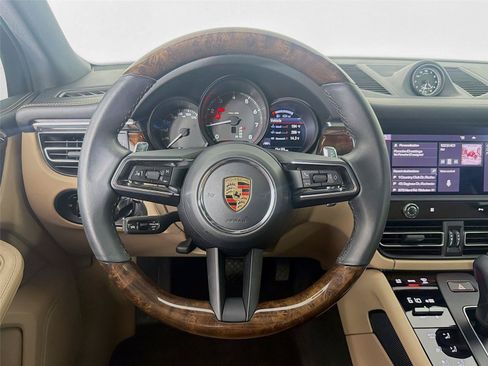 Certified 2023 Porsche Macan Turbo AWD/4WD image 10