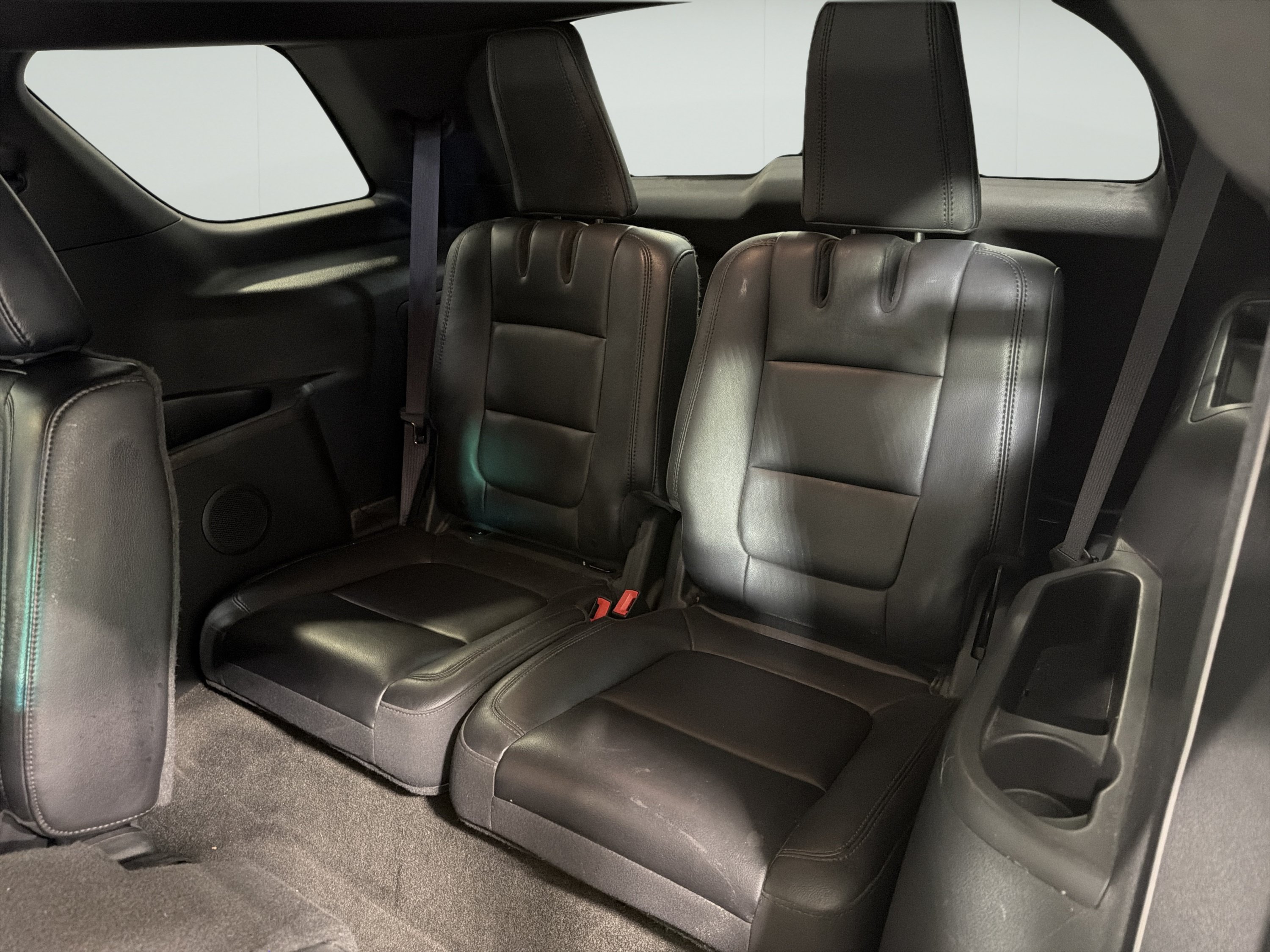 Used 2013 Ford Explorer XLT FWD image 13