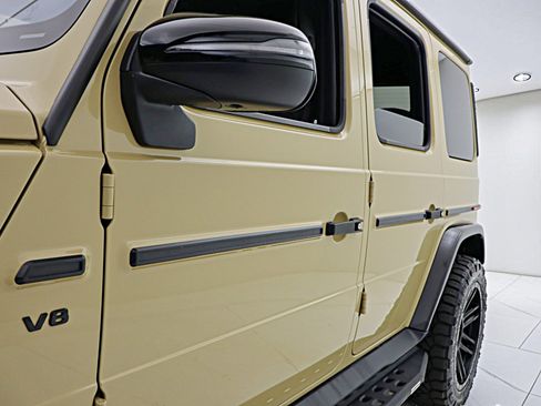 Used 2022 Mercedes-Benz G 550 image 23
