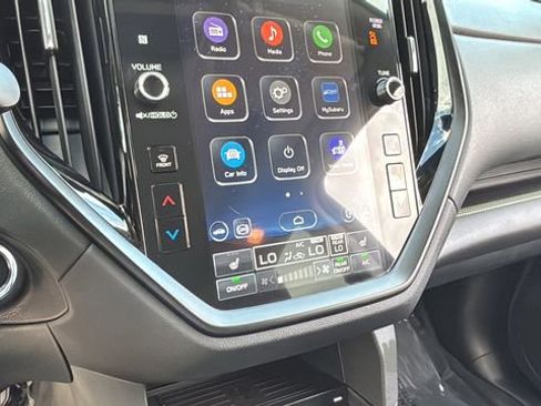 Used 2024 Subaru Ascent Onyx Edition image 31