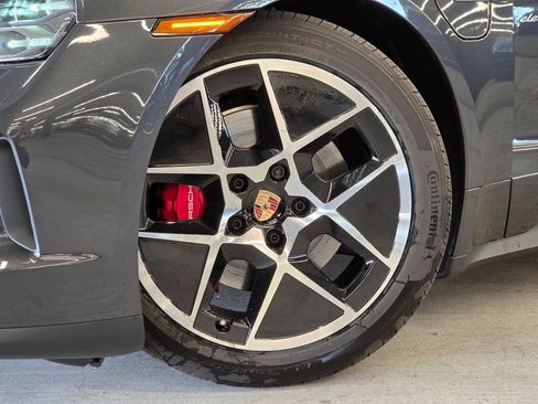 New 2026 Porsche Taycan 4S AWD/4WD image 24