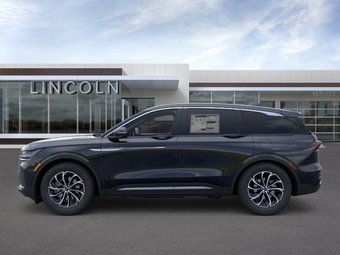 New 2026 Lincoln Nautilus Premier w/ Equipment Group 102A AWD/4WD image 3
