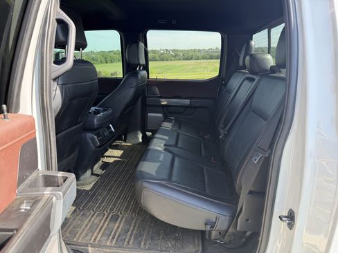 Used 2023 Ford F150 Lariat AWD/4WD image 5