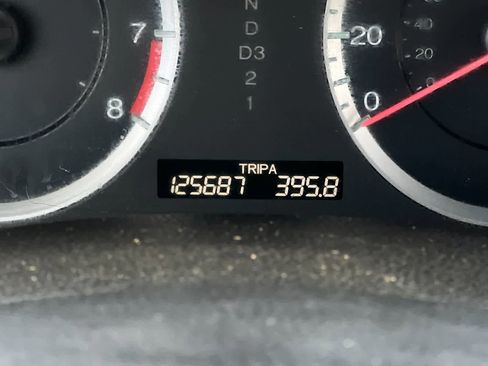Used 2011 Honda Accord EX-L image 23