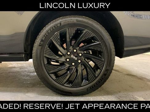 Used 2025 Lincoln Navigator Reserve w/ Jet Appearance Package AWD/4WD image 24