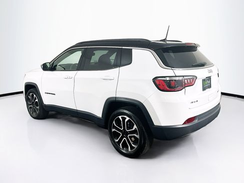 Used 2023 Jeep Compass Limited AWD/4WD image 5