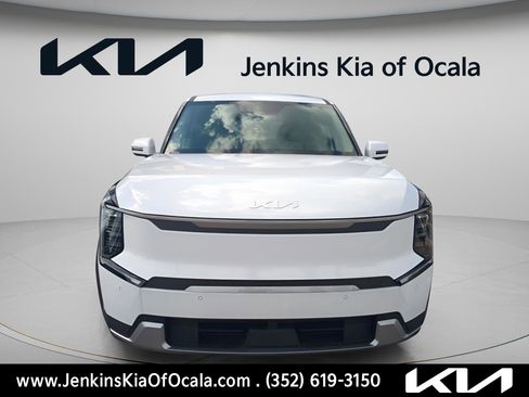 New 2026 Kia EV9 Light image 8