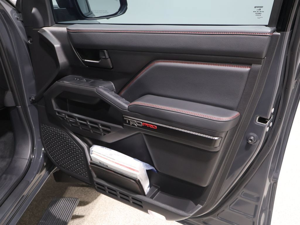 Used 2025 Toyota Tacoma TRD Pro w/ Tow Tech Package AWD/4WD image 25