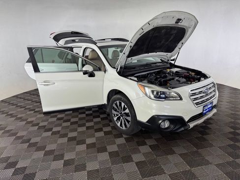 Used 2015 Subaru Outback 2.5i Limited AWD/4WD image 13