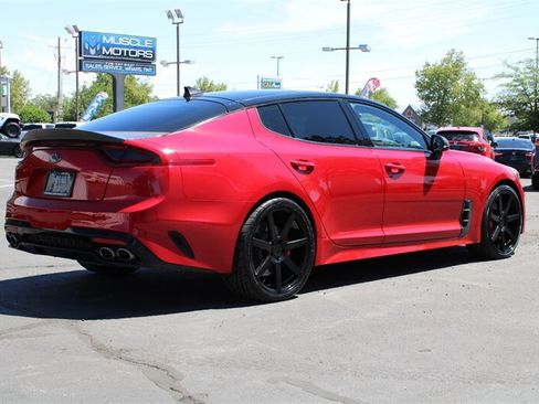Used 2018 Kia Stinger GT2 AWD/4WD image 16