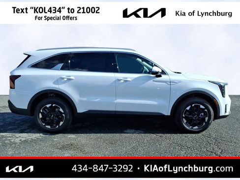 New 2026 Kia Sorento S AWD/4WD image 3