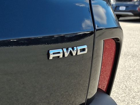 Used 2022 Ford Escape Titanium w/ Class II Trailer Tow Package image 31