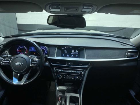 Used 2019 Kia Optima S image 10