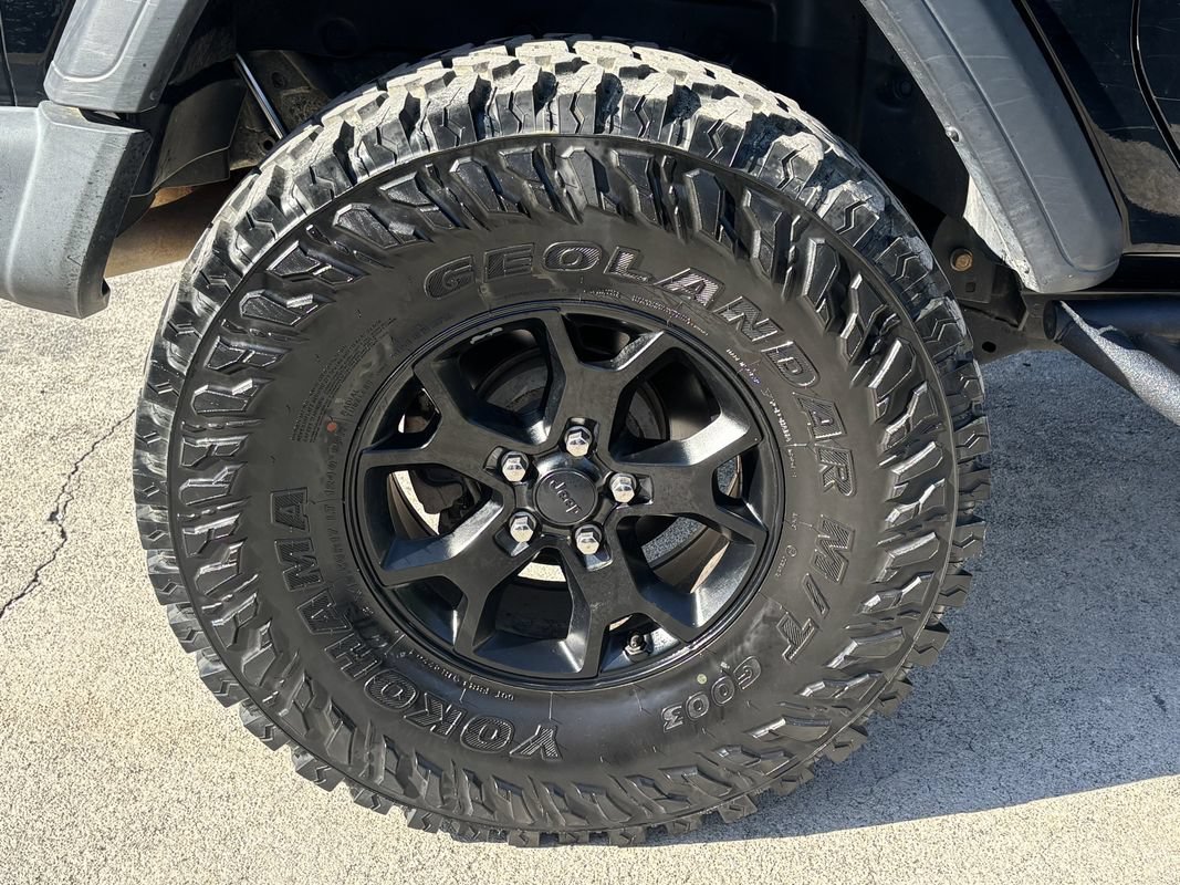 Used 2020 Jeep Wrangler Sport AWD/4WD image 20